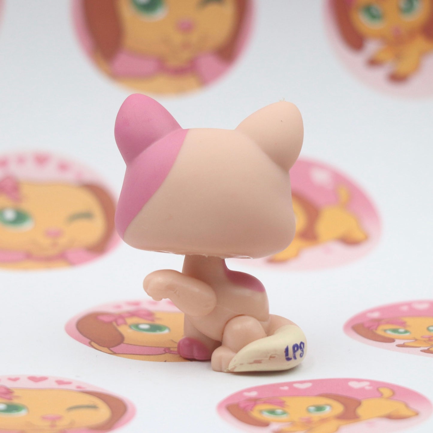 LPS Standing Cat