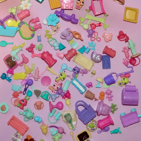 LPS 10 Random Accessories Lot